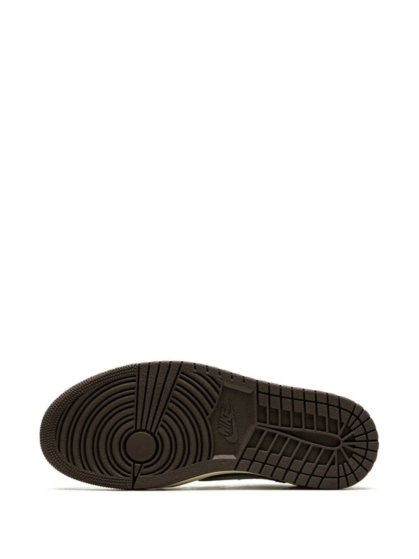 Travis Scott Reverse Mocha