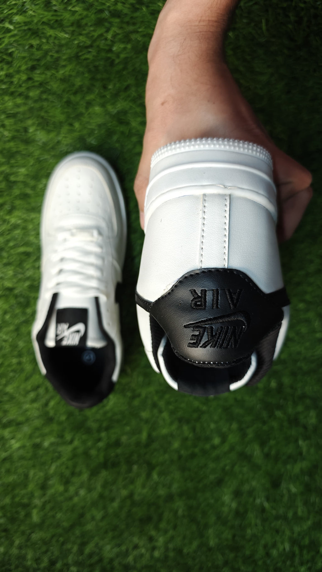 NIKE AIR FORCE 1 BLACK TICK