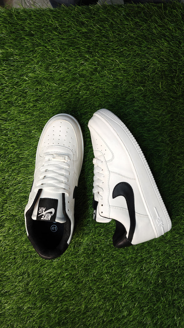 NIKE AIR FORCE 1 BLACK TICK